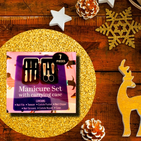 Dachshund Manicure Kit/Case - Picture 3 of 3